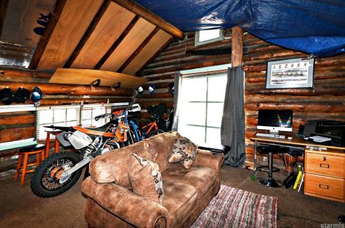 3591 Bill Ave, South Lake Tahoe CA  96150-8457 exterior