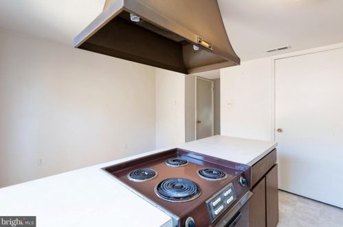 144 Wellington Ter, Lansdale PA  19446-4960 exterior