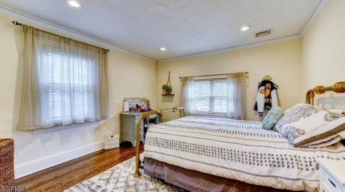 12 Hickory St, Cranford NJ  07016-3045 exterior