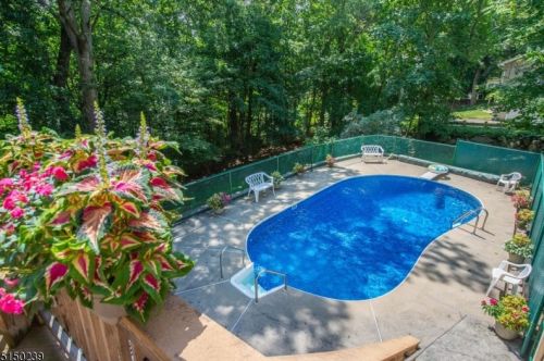 822 Boonton Ave, Boonton Township, NJ 07005-8910