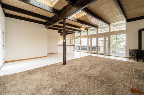 4521 Westview Dr, La Mesa, CA 91941-6433