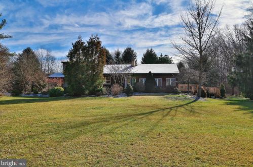 6204 German Rd, Pipersville, PA 18947-1093