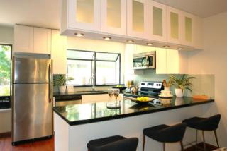 920 Apricot Ave, Campbell, CA 95008-3240