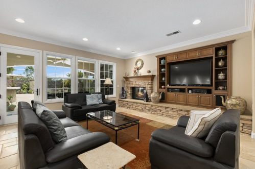 15591 Rising River Pl, San Diego, CA 92127-5104