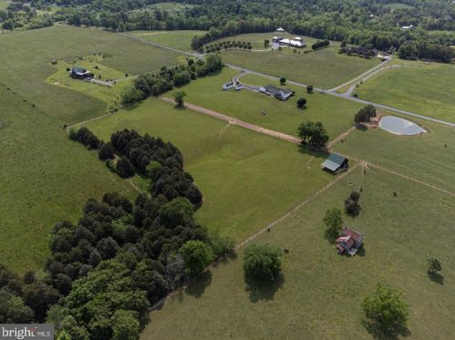 803 Hook Hill Rd, Richmond National Battlefiel VA  22835-3505 exterior