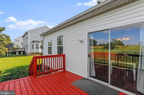 10099 Lindale Ave, Upton PA  17225-8373 exterior