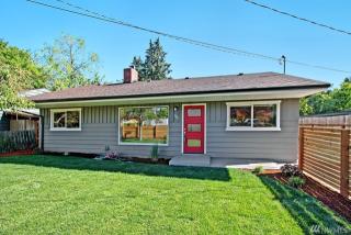 1509 135th St, Seattle, WA 98125-3245