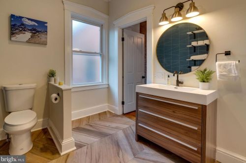 721 Orange St, Lancaster PA  17602-3118 exterior