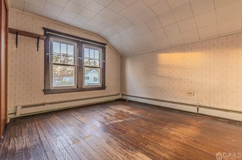 41 Ford Ave, Perth Amboy NJ  08863-1604 exterior