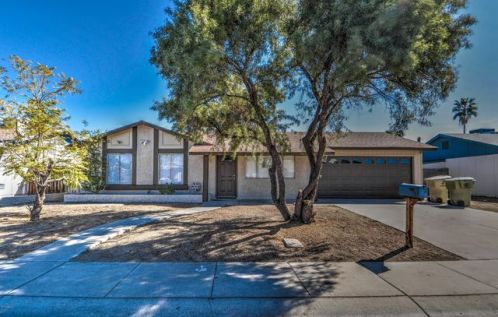 10029 48th Ave, Glendale, AZ 85302-2510