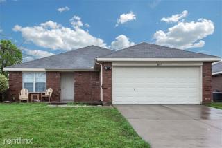 1005 Ridge Top Dr, Burleson TX  76028-7381 exterior