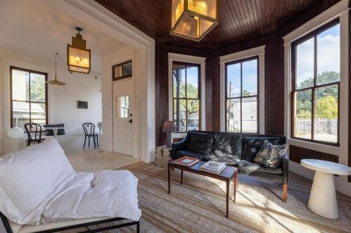 1311 37 St, Galveston TX 77550-6747 exterior