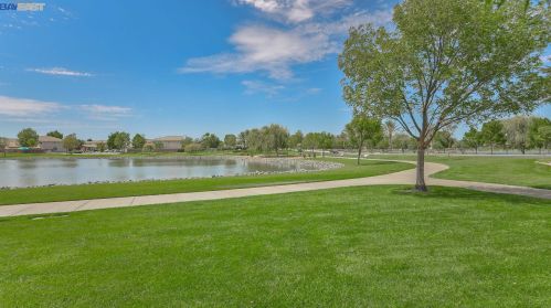 6942 New Melones Cir, Discovery Bay CA  94505-2636 exterior