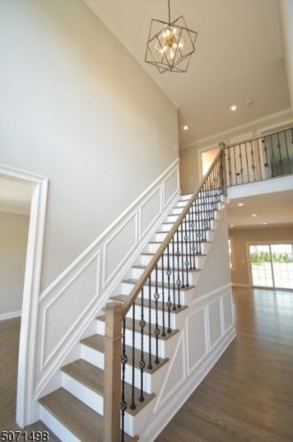 31 Lupine Way, Clark NJ  07066-1822 exterior
