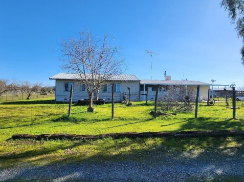 2858 Daly Ave, Oroville CA  95966-9361 exterior
