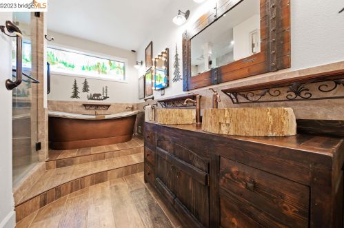 9744 Golden Sky Way, Gilroy CA  95020-9663 exterior