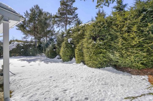 22 Great Brook Dr, Belmont NH  03220-4403 exterior