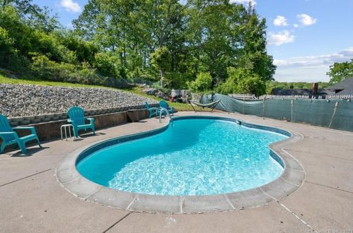 40 Hedge Ave, Norwich CT  06360-5920 exterior