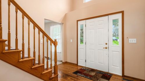 550 Spring Valley Dr, Zanesville OH  43701-0805 exterior