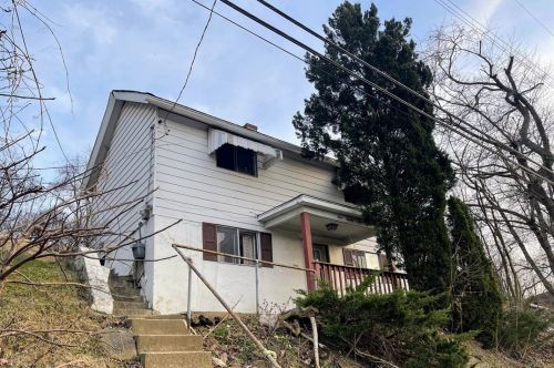 125 Liberty St, Bridgeville, PA 15017-2437