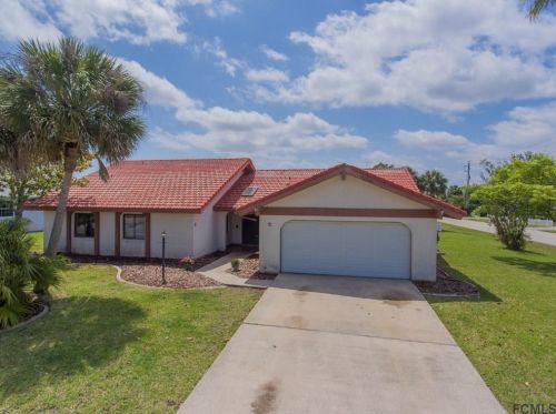 2 Cedar Ct, Palm Coast, FL 32137-8953