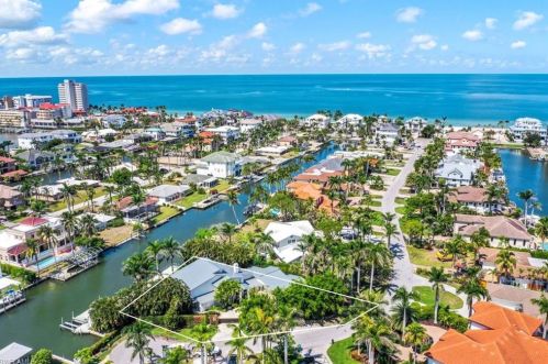 230 Seabreeze Ave, Naples, FL 34108-2148