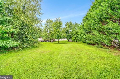 602 Archibald Ln, Florence NJ  08518-4010 exterior