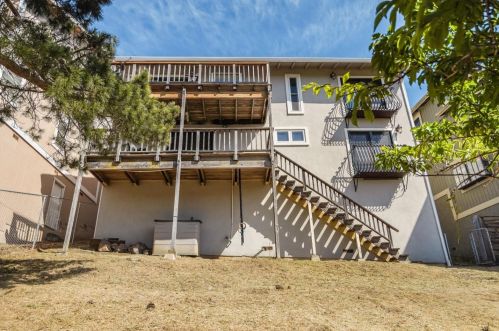 2622 Monserat Ave, Belmont CA  94002-1446 exterior