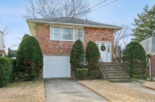 150 Cypress St, Floral Park, NY 11001-3425