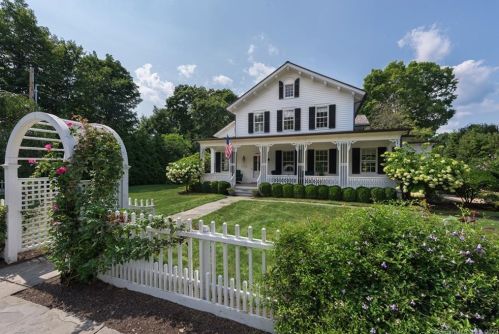 944 Pequot Ave, Southport, CT 06890-1420