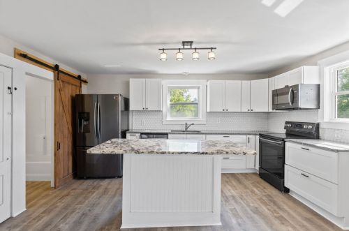 124 Main St, Northwood, NH 03261-3232