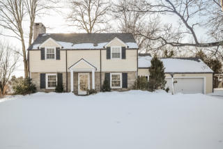 250 Mamaroneck Rd, Scarsdale, NY 10583-7242