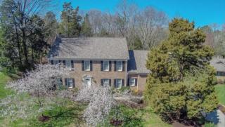 401 Royal Birkdale Rd, Knoxville, TN 37934-2544