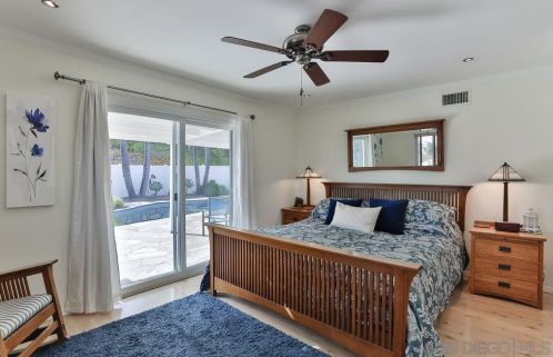 3924 Southview Dr, San Diego CA 92117-5347 exterior