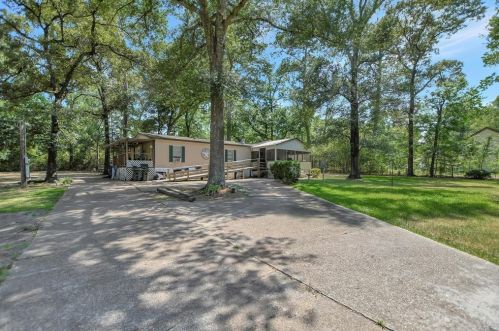 41517 Brenda Ln, Magnolia, TX 77354-1138