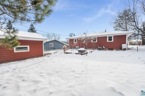 815 Almac Dr, Duluth MN  55810-2744 exterior