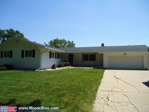 1246 Eastridge Dr, Tamora, NE 68434-1332