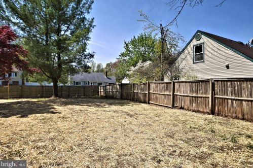 607 Haskall Rd, Fairless Hills PA  19030-3822 exterior