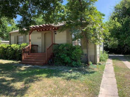 819 31st St, Austin TX  78705-2109 exterior