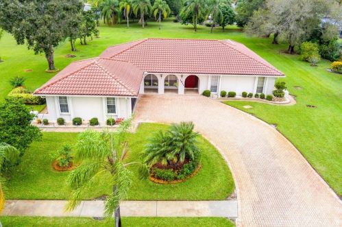 1911 Westmoreland Blvd, Fort Pierce, FL 34952-5569