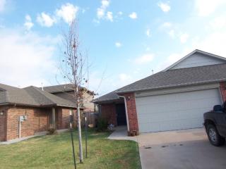 11007 5th St, Yukon OK  73099-6711 exterior