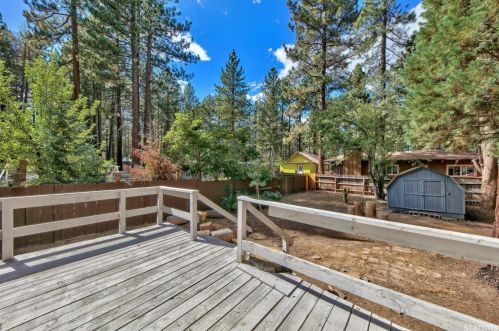 3745 Birch Ave, South Lake Tahoe CA  96150-8596 exterior