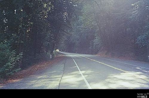 18887 River Rd, Guerneville, CA 95446