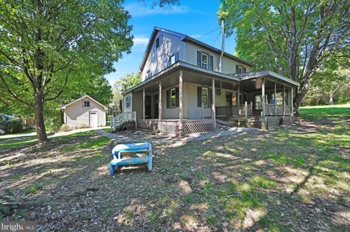462 Jalappa Rd, Moselem, PA 19526-8819