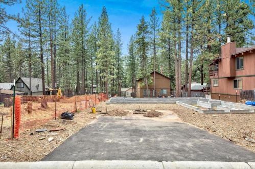 3845 Figueroa Ln, South Lake Tahoe, CA 96150-8973