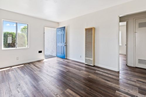 454 Shaffer St, Orange CA 92866-1116 exterior