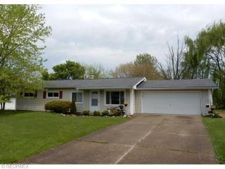 2147 Hathaway Dr, Brunswick, OH 44212-4034