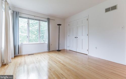 12 Oak Pl, Princeton NJ  08540-4745 exterior