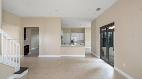 8513 38th St, Hollywood FL  33024-5016 exterior