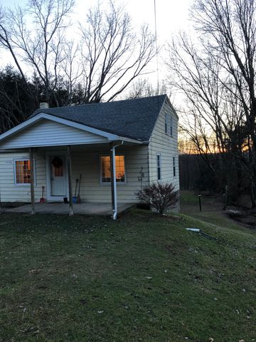 17119 Mosiertown Rd, Saegertown, PA 16433-3733